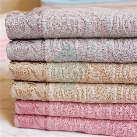 China Bulk Bamboo Towels Supplier Bespoke Logo Jacquard Bamboo Travel Hand Towels Manufacturer